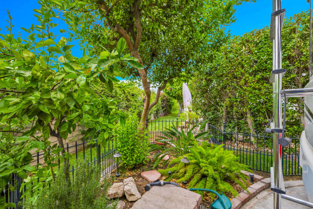 69411 Ramon Road, Cathedral City CA: https://media.crmls.org/mediaz/418f0aa7-c831-4e20-a7eb-f1877d2f7c23.jpg