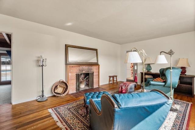 Detail Gallery Image 7 of 46 For 1676 Vann Ct, El Cajon,  CA 92020 - 4 Beds | 3 Baths