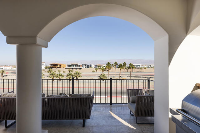86816 Rogers Way, Thermal CA: https://media.crmls.org/mediaz/41909c5d-58f1-4335-bd97-82011f3096de.jpg