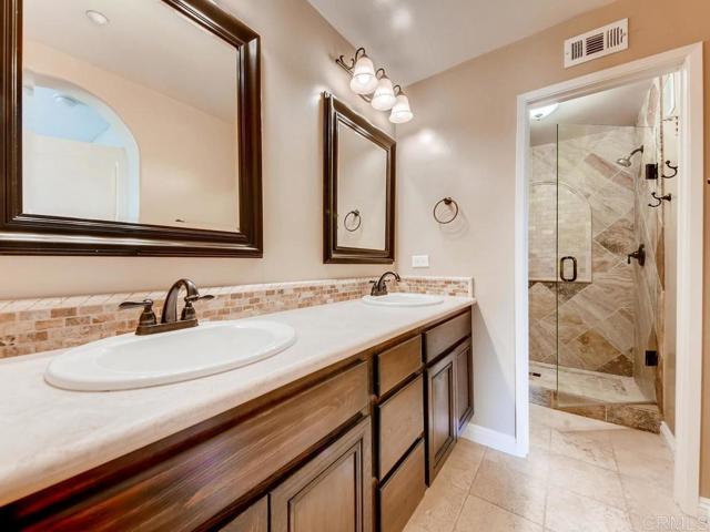 539 Almond Road, San Marcos CA: https://media.crmls.org/mediaz/4190cd66-8016-4f99-ba38-87dbe9f91d9f.jpg