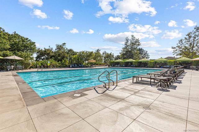 6839 Helenite Pl, Carlsbad CA: https://media.crmls.org/mediaz/4190f3f8-4dd6-47ec-8fe1-a340159dca4a.jpg