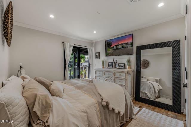 Detail Gallery Image 21 of 54 For 3880 Loma Vista Rd, Ventura,  CA 93003 - 3 Beds | 3 Baths