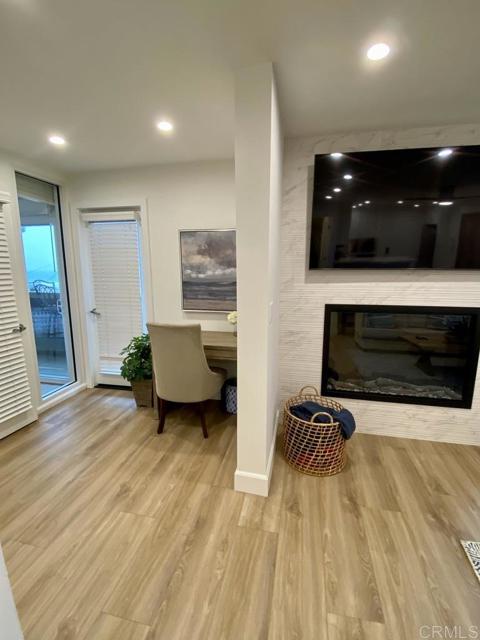 1562 Camino Del Mar, Del Mar CA: https://media.crmls.org/mediaz/41919f19-e033-4964-9628-bc3c2a410e68.jpg