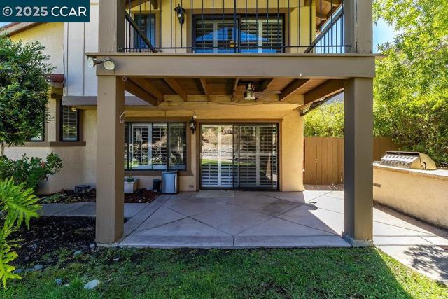 987 Morello Ave, Martinez CA: https://media.crmls.org/mediaz/4192341b-f64b-4828-bb07-81d2c2abf669.jpg
