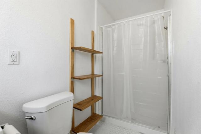 1336 Stephanie Avenue, Sacramento CA: https://media.crmls.org/mediaz/41928794-06c3-4cc0-97a3-9eba1973ee04.jpg