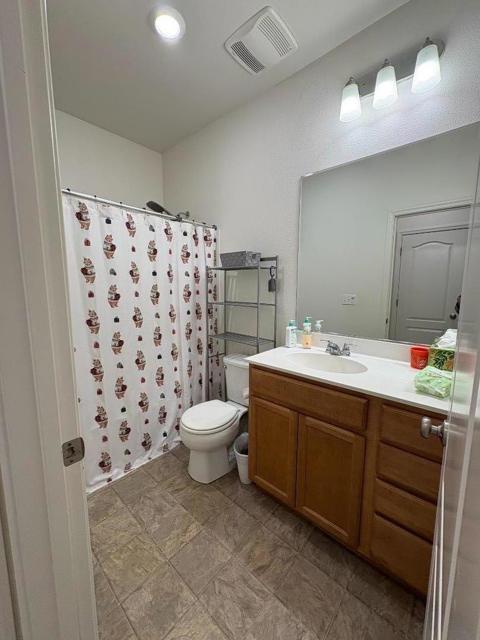 1226 Palermo Court, Salinas CA: https://media.crmls.org/mediaz/4192e1e4-9e4b-420c-98c2-cf449d2f040b.jpg