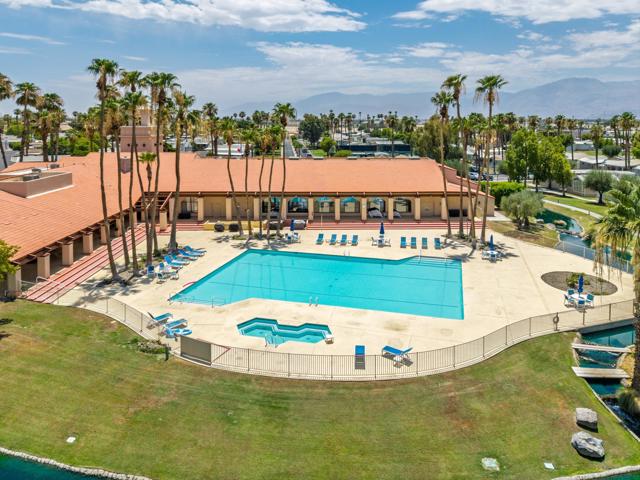 84136 Avenue 44, Indio CA: https://media.crmls.org/mediaz/41954aae-9f59-4ade-9cab-fa2cd9728500.jpg