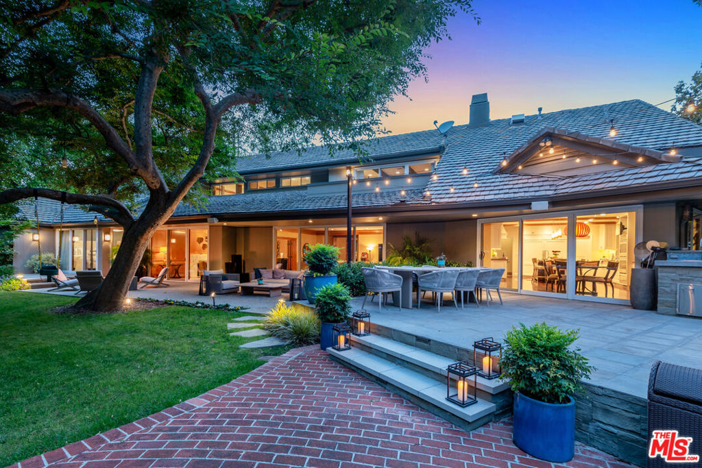 15946 Woodvale Road — Ranch