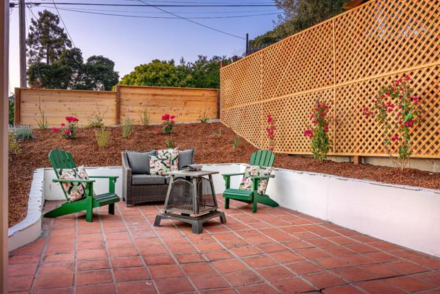 148 Reed Way, Santa Cruz CA: https://media.crmls.org/mediaz/4195c579-db8a-4eab-b91a-25724399375d.jpg