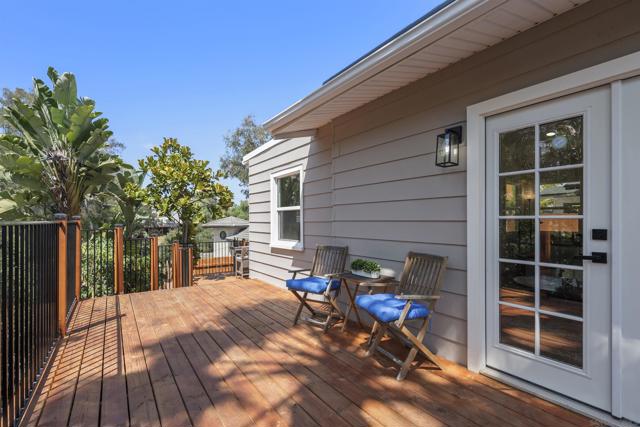 3675 Herbert St, San Diego CA: https://media.crmls.org/mediaz/4197532d-b284-4288-9774-57989baf169f.jpg