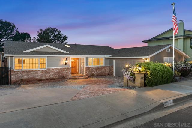 4010 Paducah Dr, San Diego CA: https://media.crmls.org/mediaz/41979ad5-c16a-4719-af1b-d9f8389ef3d7.jpg