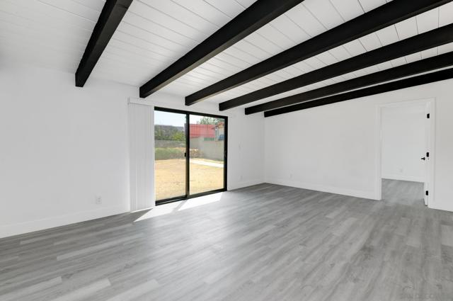 307 S Belmont Ave, National City CA: https://media.crmls.org/mediaz/4198397f-6da9-4545-b8a0-e3230795f465.jpg