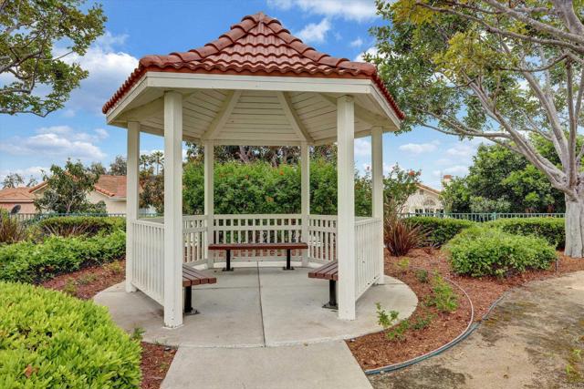 3372 Corsica Way, Oceanside CA: https://media.crmls.org/mediaz/419873f0-8496-4a16-8a45-4785d4679a76.jpg