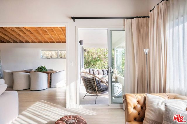 21555 Pacific Coast Highway, Malibu CA: https://media.crmls.org/mediaz/41998059-8a23-47e5-9b4e-1d92a0a2f43a.jpg