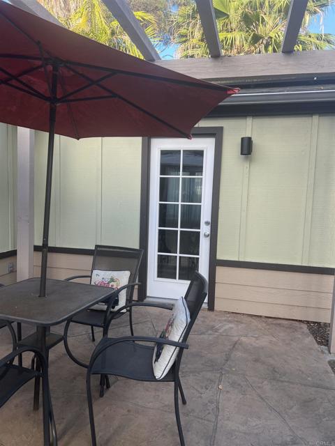 Detail Gallery Image 11 of 15 For Tuttle St, Carlsbad,  CA 92008 - 1 Beds | 1 Baths