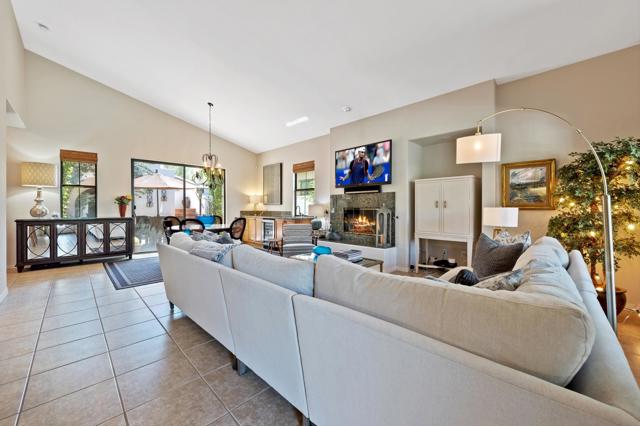 80680 Via Tranquila, La Quinta CA: https://media.crmls.org/mediaz/419b4822-6e4a-45ae-8f5a-7858530189c1.jpg