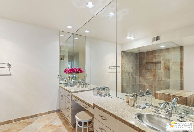 2181 S Toledo Avenue, Palm Springs, CA 92264