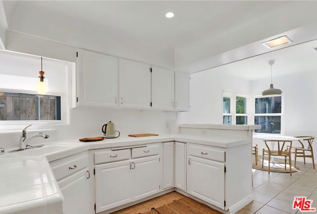 3780 Beethoven Street, Los Angeles CA: https://media.crmls.org/mediaz/419ba4ee-eb41-49c8-9b6b-ed8b292c5142.jpg