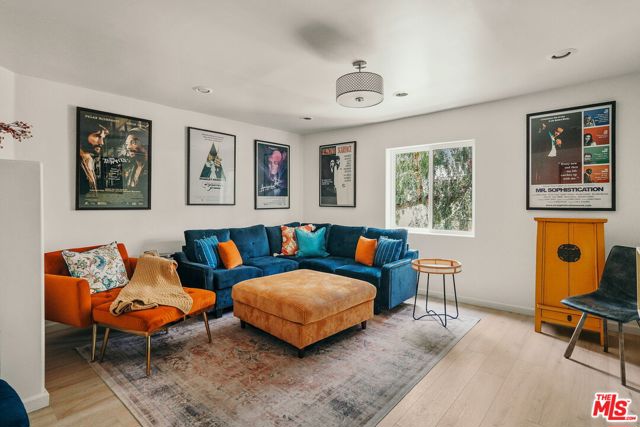 3646 Potosi Avenue, Studio City CA: https://media.crmls.org/mediaz/419bf4b6-ec0d-4bde-a8dd-471436ffe11e.jpg