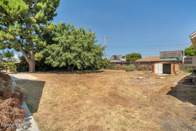 2327 Royal Avenue, Simi Valley CA: https://media.crmls.org/mediaz/419dcce7-5586-4006-b742-a7d91ac7338b.jpg