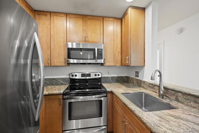 4651 Pico St, San Diego CA: https://media.crmls.org/mediaz/419e50ef-4782-4c3c-a526-fbf8e34f5e22.jpg