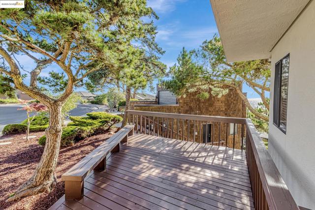 1518 MADERA CT, El Cerrito CA: https://media.crmls.org/mediaz/419ead68-5610-40b2-85cb-57d2fbe964ee.jpg