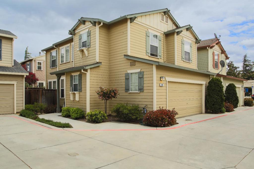 588 Gardenia Place, Soledad, CA 93960