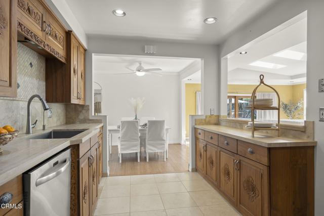 354 Arnett Avenue, Ventura CA: https://media.crmls.org/mediaz/41a02958-8274-4e5d-a11b-ad67592d91b8.jpg