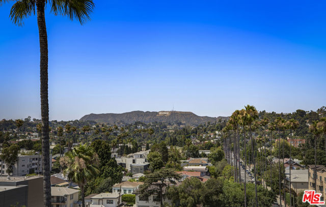 5750 E Hollywood Boulevard, Los Angeles CA: https://media.crmls.org/mediaz/41a04f14-ec90-42d5-bad0-f7a810404e65.jpg