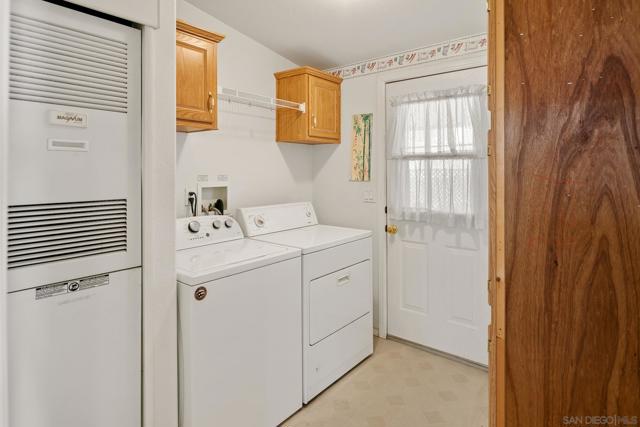 328 Killdeer, Oceanside CA: https://media.crmls.org/mediaz/41a1e12a-01d5-451a-a0d3-c38aef78d8d5.jpg