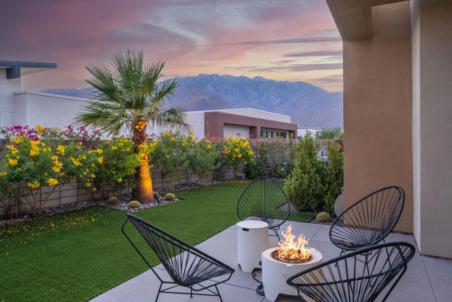 761 Nugget Lane, Palm Springs CA: https://media.crmls.org/mediaz/41a2ef6a-378c-4801-9108-53b5d44ee6c7.jpg