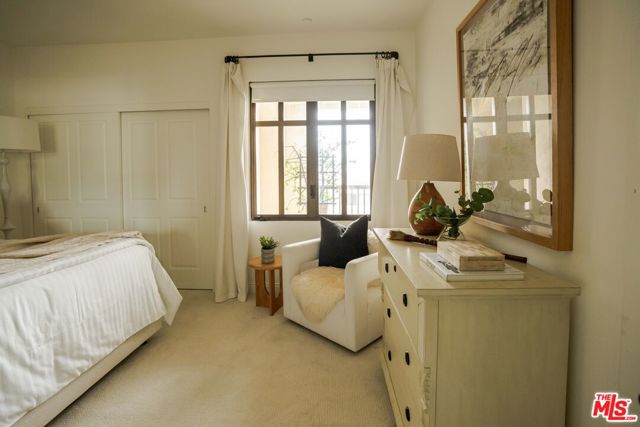 11847 Gorham Avenue, Los Angeles CA: https://media.crmls.org/mediaz/41a34de7-1f9a-4a60-91ef-e6215d301e7c.jpg