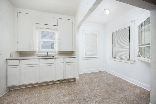 4276 35Th St, San Diego CA: https://media.crmls.org/mediaz/41a35ba8-0921-441a-98a8-1f671f5fc9ca.jpg