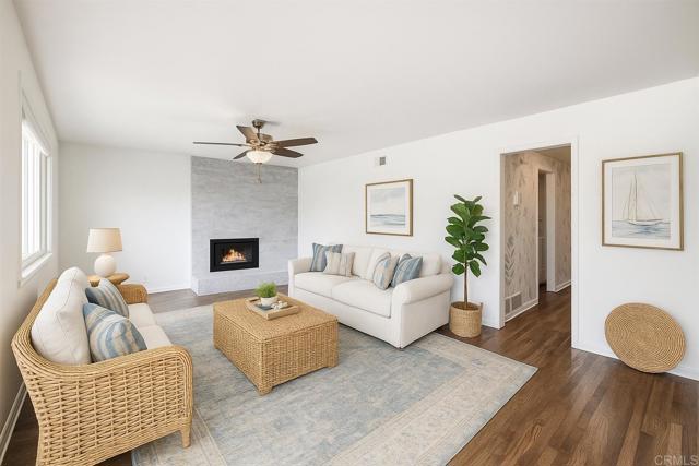 4960 Sparks Avenue, San Diego CA: https://media.crmls.org/mediaz/41a37028-29ba-4ef8-bfc0-5d62ea3789ed.jpg