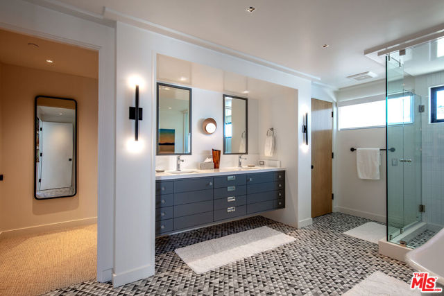 25120 Malibu Road photo 8