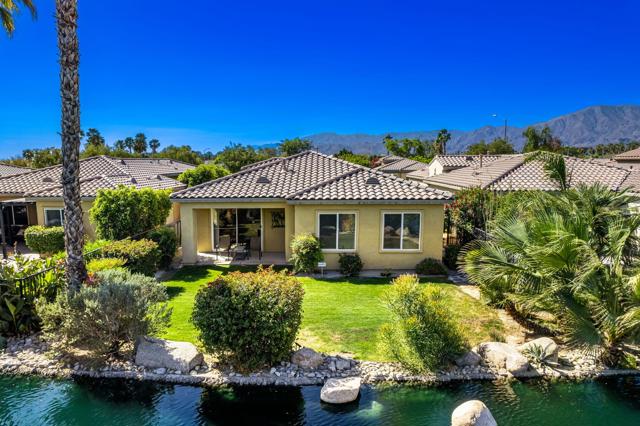 82102 Keitel Lane, Indio CA: https://media.crmls.org/mediaz/41a429d0-670b-4e8a-aaee-f34ad1f782fd.jpg