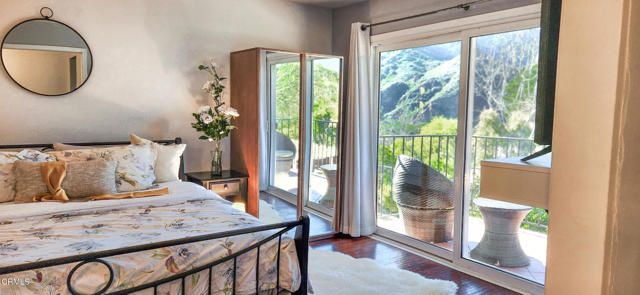 Detail Gallery Image 17 of 26 For 548 Live Oak Circle Dr, Calabasas,  CA 91302 - 5 Beds | 3 Baths