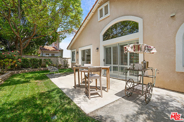 1668 Fox Springs Circle, Newbury Park CA: https://media.crmls.org/mediaz/41a54677-96be-44eb-a7f0-0bab290c25fd.jpg