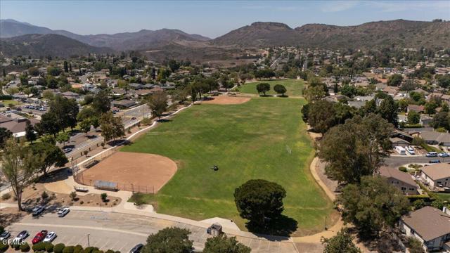 569 Rio Grande Cir, Thousand Oaks, CA 91360 photo 26