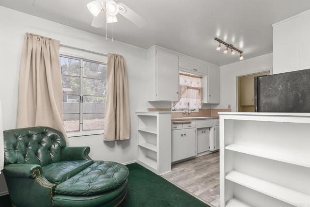 1453 OLIVEWOOD LN, Alpine CA: https://media.crmls.org/mediaz/41a7a5fd-eab7-4246-a756-01c744994d5c.jpg