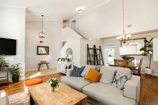 Detail Gallery Image 5 of 32 For 381 via Almansa, Encinitas,  CA 92024 - 5 Beds | 3 Baths