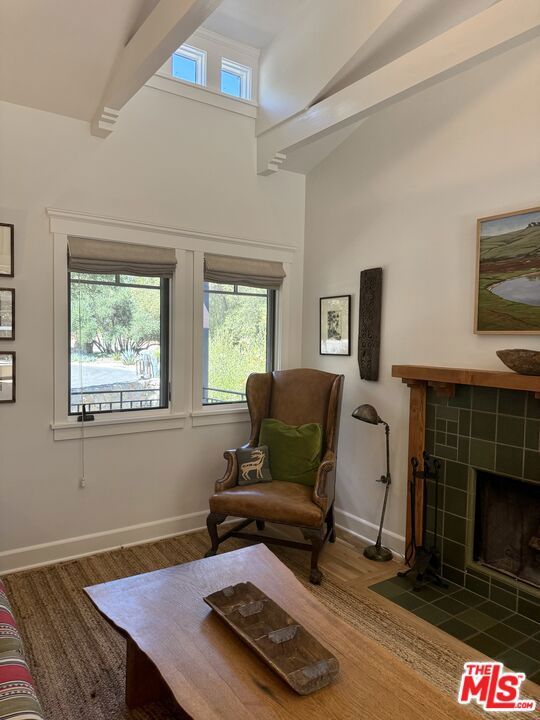 220 France Circle, Ojai CA: https://media.crmls.org/mediaz/41a85130-0a32-4808-b5dd-60978d3f24ca.jpg