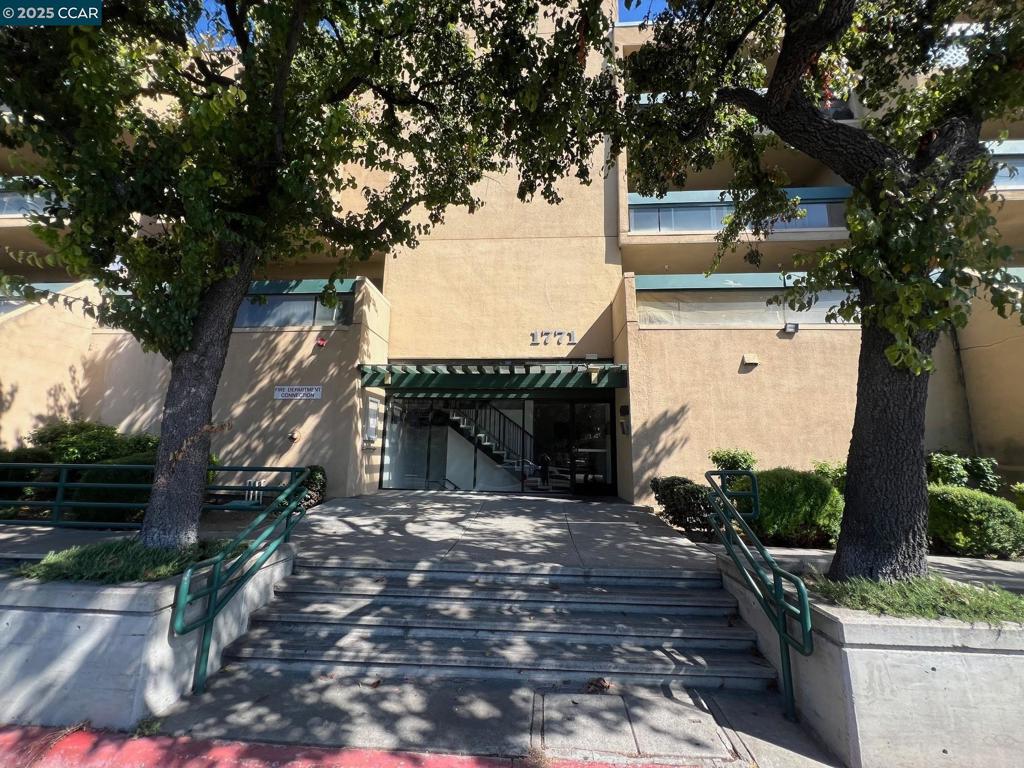1771 Broadway Street #106