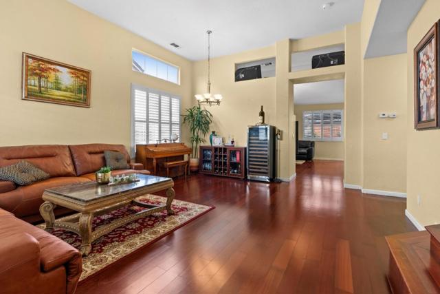 354 Vasconcellos Avenue, Manteca CA: https://media.crmls.org/mediaz/41a8a7bd-3132-42db-b059-ab411b0f6692.jpg