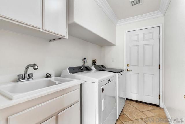45703 Calle Ayora, Temecula CA: https://media.crmls.org/mediaz/41a8d48b-a60f-4cdb-9b0b-ea04a0b05d99.jpg
