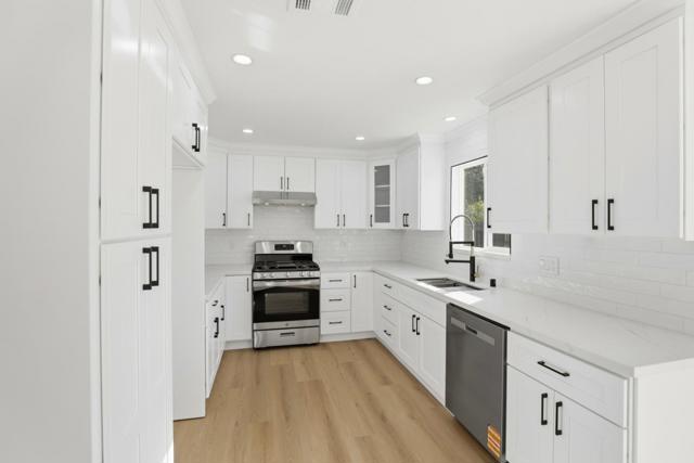 1361 Hillcrest Road, Hollister CA: https://media.crmls.org/mediaz/41a9c486-a86d-4805-88ff-efea7da271b4.jpg