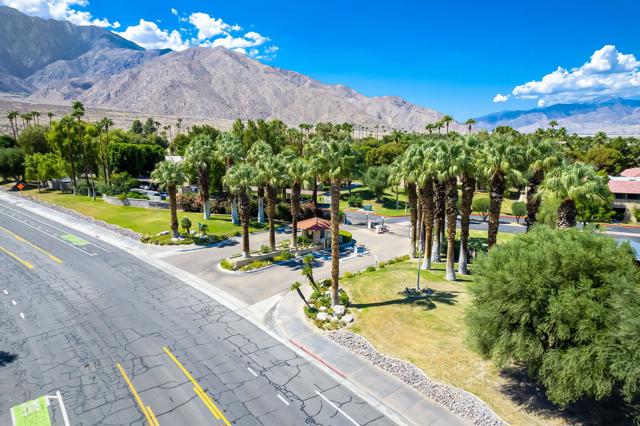 2812 N Auburn Court #207, Palm Springs, CA 92262