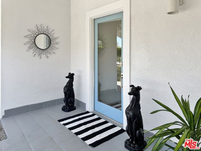 2235 E Paseo Gracia, Palm Springs CA: https://media.crmls.org/mediaz/41aae09f-5000-4e8c-8ed8-e786c1039119.jpg