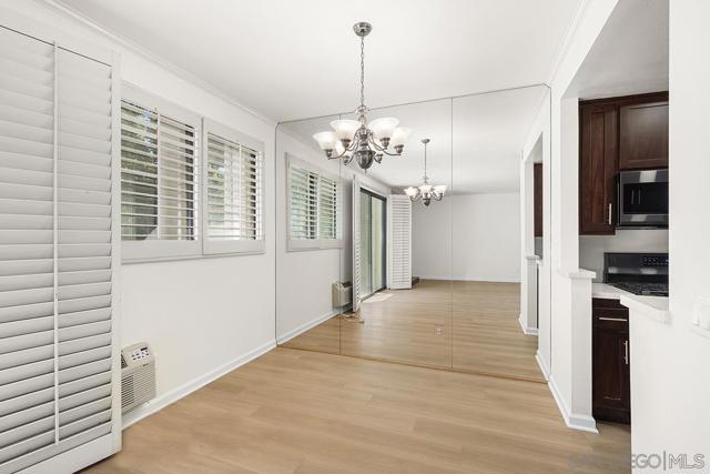 701 Kettner Blvd, San Diego CA: https://media.crmls.org/mediaz/41ab1453-65a2-40b3-a144-ff5bea45a940.jpg