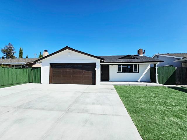504 Beth Drive, San Jose CA: https://media.crmls.org/mediaz/41ab4cc9-df46-4948-b51b-f52ceb670fdc.jpg